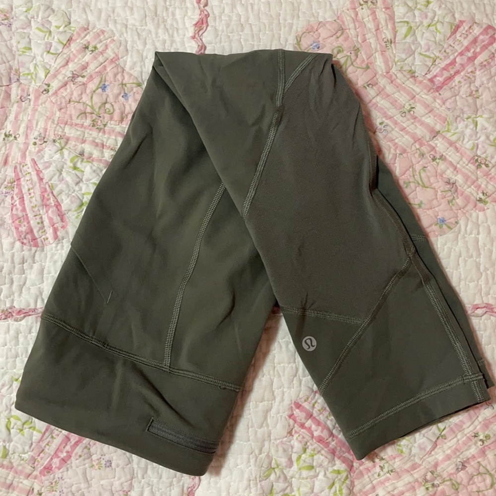 Green Lululemon Leggings